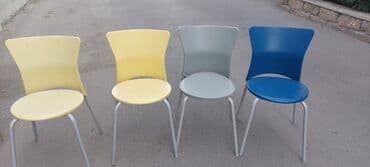 dekorativ das: Müəllimə stoılu 70 m təmiz səliqəli
Oturacaqlar 12 manat — 3