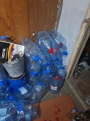 turşu: Toplu plastik bidonlar (5–10 litr həcmli) satılır. 5 litrlik 20 qəpik — 2