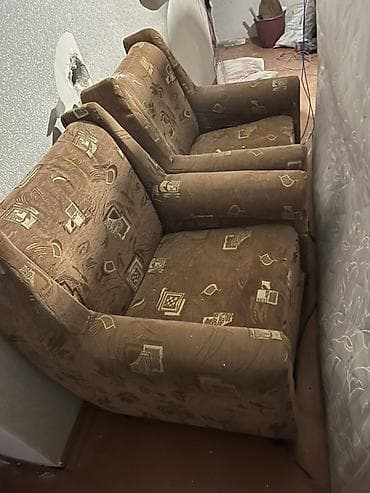 Divanlar: Satılır – Ev remontu ilə əlaqədar Ev remontu etdiyim üçün aşağıdakı — 6