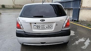 Yağlar və avtokimyəvi maddələr: Kia Rio: 1.5 l | 2005 il Hetçbek — 4