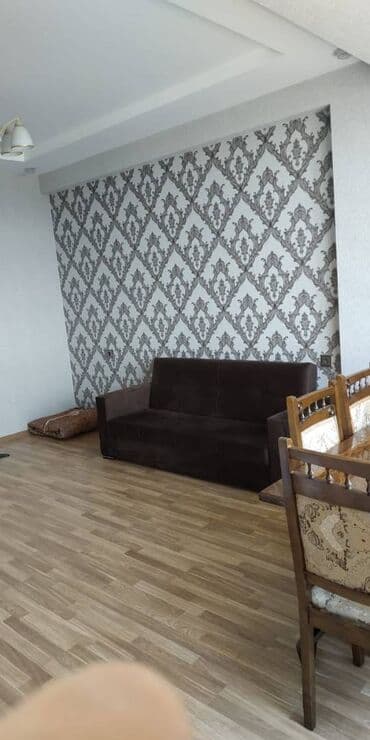 7 mikrorayon: Neftçilər metrosu yaxınlığında, 62 nömrəli məktəbin yanında, Yeni — 5