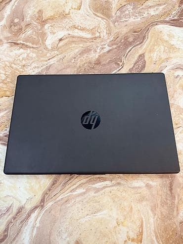 hp 15: HP 250 G10 15.6" noutbuk xanımın olub 2024 də alinib yalnız — 2