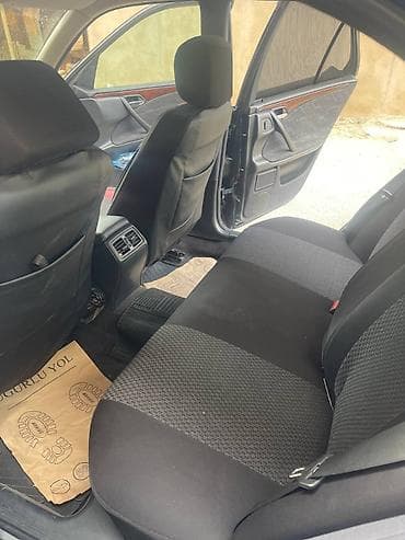 spoiler satisi: Mercedes-Benz E 200: 2 l | 1999 il Sedan — 8