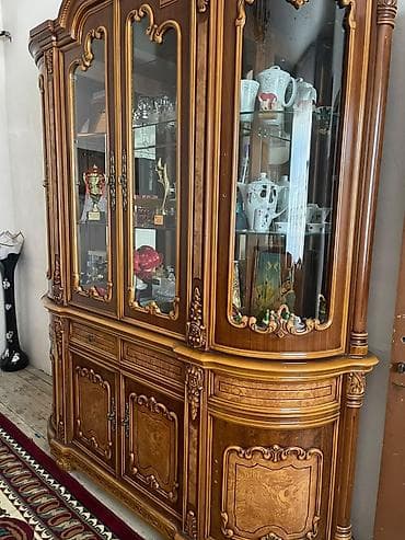 dekor ref: Klassik qonaq otağı mebel dəsti – güzgülü komod və vitrin şkafı - — 6