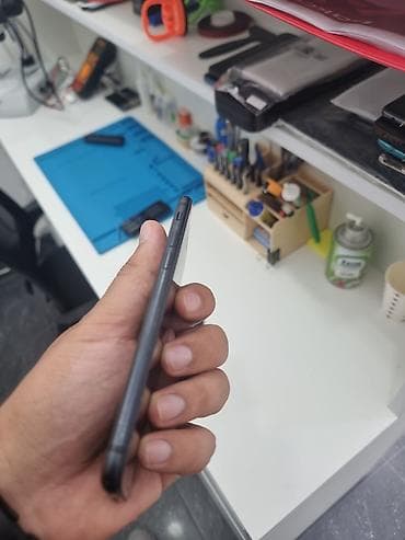 electronics iphone: IPhone 7, Qara — 2
