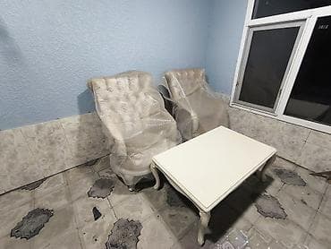 bez parça: Qonaq otağı üçün, Açılmayan, Dördbucaq masa, 2 stul — 4