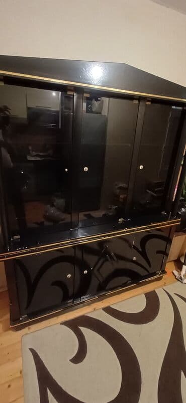 Şüşəli dolab vitrini lalafo.az -da Şüşəli dolab vitrini