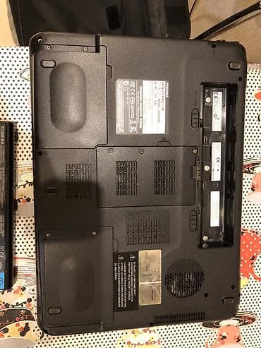 nodbuklar: Toshiba noutbuk + orijinal aksesuarlar - Brend: Toshiba - Korpus — 7