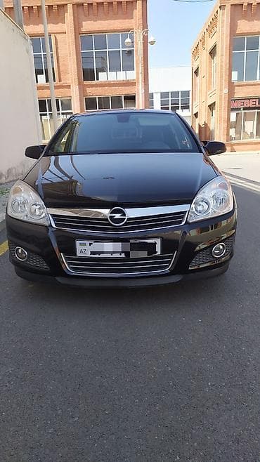27 5: Opel Astra: 1.3 l | 2009 il 267000 km Hetçbek — 1