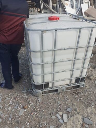 işlenmiş su çenleri: Bak, Plastik, 1000 l l, İşlənmiş, Ünvandan götürmə — 2