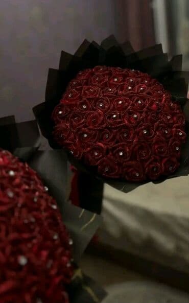 süni gul: Solmayan, süni buketlər — 19