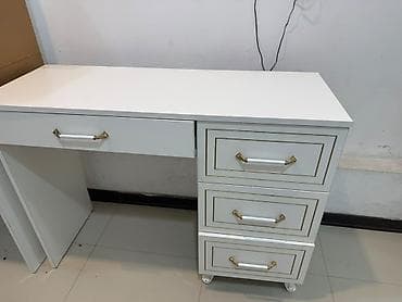 manikür masası: AYNUR 2 💃 Manikur masası tezedir Qiymet 100azn Polka daxil Unvan yeni — 1