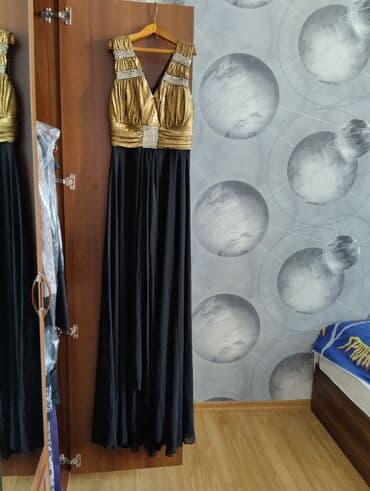 4xl nece razmerdi: Təzə geyinilmiyib — 2