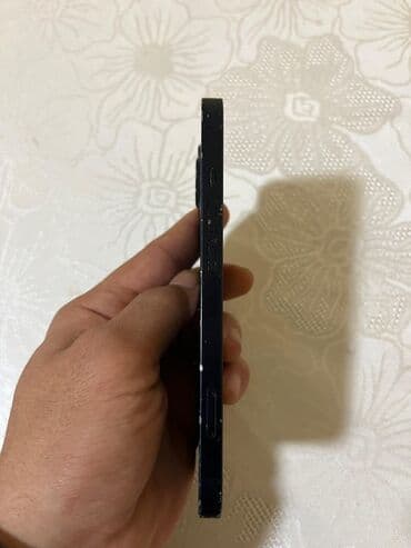 balaca apple: IPhone 13, Mavi, Simsiz şarj — 3
