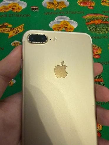 sade telfon: IPhone 8 Plus, 128 GB, Qızılı, Barmaq izi, Face ID — 6