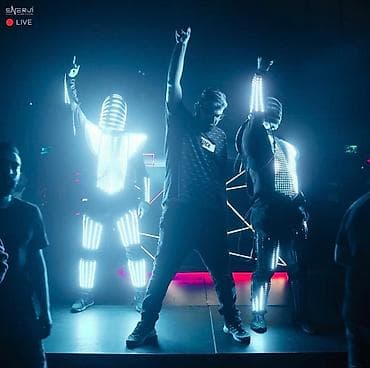 azal bilet qiymətləri: Super robot show artiq Bakida! Очень интересное шоу роботов теперь в — 5