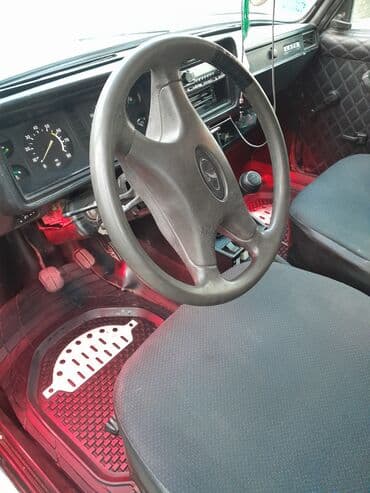 опель зафира а: Lada 2107 sedan – ağ rəng Xüsusiyyətlər: - Kuzov: 4 qapılı sedan, ağ — 13