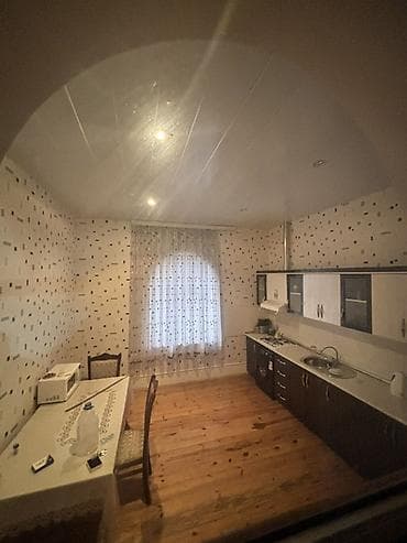 Qarajlar: Satılır: həyəti və qaraj/saxlama sahəsi olan geniş mənzil/ev - Ümumi — 7