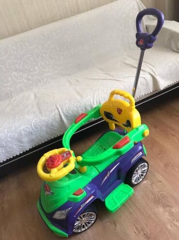 uşaq maşını işlənmiş: Uşaq avtomobili Işlək vəziyyətdədir.heç 1 problemi yoxduruşaq arabası — 1