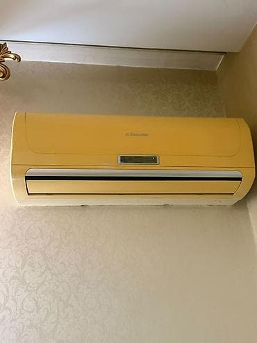 💫 Kondisioner *electrolux* *qiymət 200 azn* 35-40kv Evdən satış