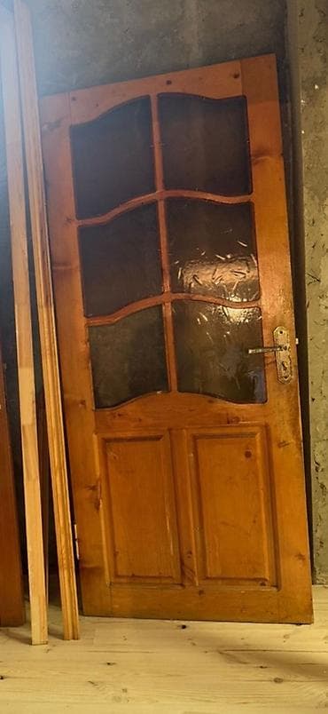 ev qapısı taxta: Şüşəli taxta qapı - Material: təbii ağac (laklanmış), dekorativ — 2