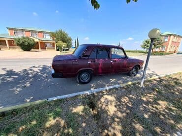 disklər r14: Model: Lada 2107 (sedan) Rəng: tünd bordo Kuzov: 4 qapılı, klassik — 2