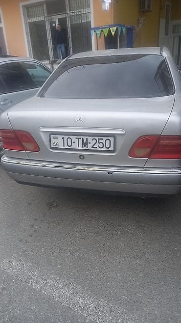 sprinter satisi: Satilır . kosmetik işləri var .barter var — 5