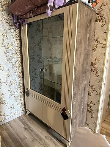 miz stol: Jurnal masası — 2