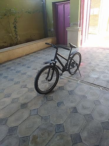 Şəhər velosipedləri: İşlənmiş Şəhər velosipedi Stels, 24", sürətlərin sayı: 7 — 8