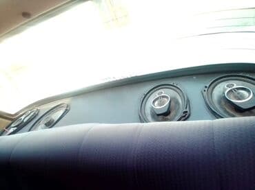 ваза стеклянная прозрачная высокая без узора: VAZ (LADA) 2107: 1.6 l | 1995 il 2410000 km Sedan — 4