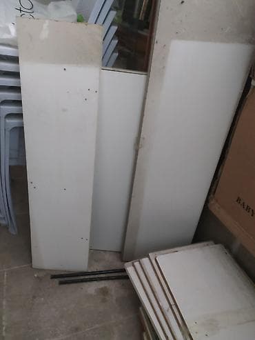 Полочные витрины: Geyim mağazası acmaq üçün lazım olan ləvazimatlar — 4