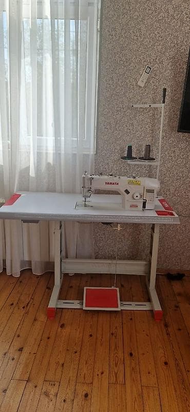ucuz printer satilir: YAMATA EP8200L sənaye tikiş maşını – masa və pedal komplekti ilə masin — 2