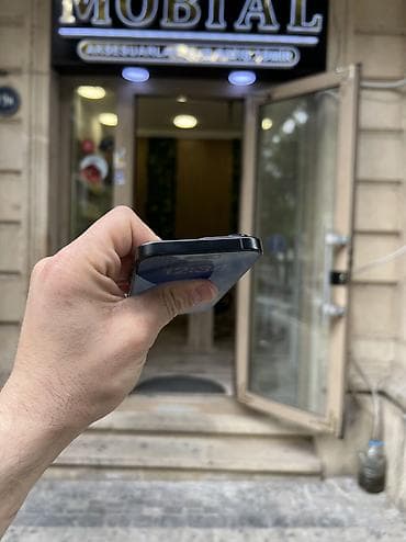 buoy iphone satın: IPhone 16 Pro, 128 GB, Black Titanium, Zəmanət, Simsiz şarj, Face ID — 3