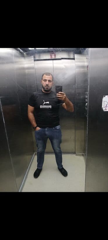 kafe işi: Is Axtariram Baş Ofisiant Otel İşi Şəxsi mühafizə Maaş Razılaşma yolu — 1