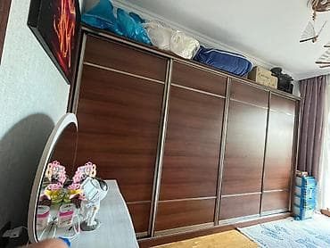 Yataq otagi ucun boyuk skaf. Kocle elaqeli satilir. Isteyen vhatsapla — 1