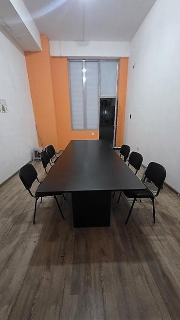 Ofis dəst mebeli: Məhsul: Ofis/ Tədris otağı üçün mebel dəsti Tərkib: - Böyük konfrans/ — 2