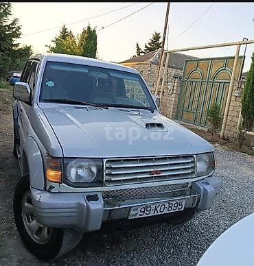 mitsubishi pickup: Mitsubishi Pajero, 1994 il - Kuzov: 5 qapılı SUV, ağ/gümüş rəng. - — 1