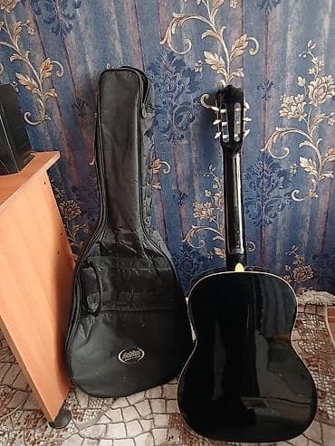 CD, DVD disklər və kassetlər: Klassik gitara — 2