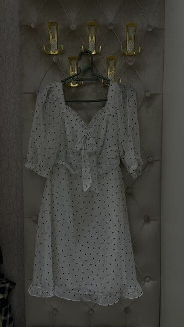 Ziyafət donu, Midi, M