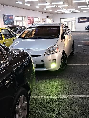 prius bolt: Toyota Prius: 1.8 l | 2010 il Hetçbek — 8