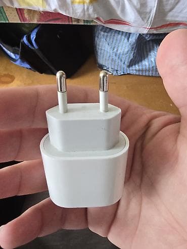 Adapter Apple, 20 Vt, İşlənmiş
