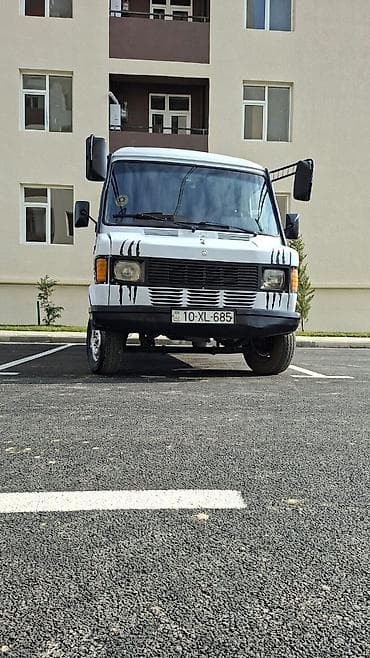 Mercedes-Benz T1 (Transporter) mikroavtobus - Kuzov: uzun, yüksək — 1