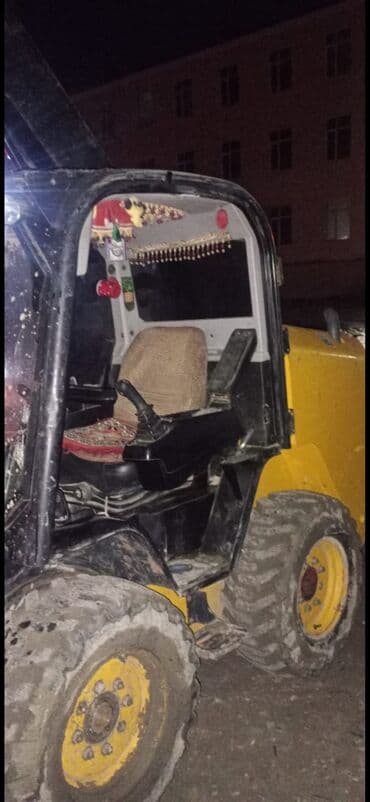 qoşqu lapetlər: Sürüşdürmə yükləyicisi (skid-steer loader) - Rəng: sarı/qara korpus - — 5