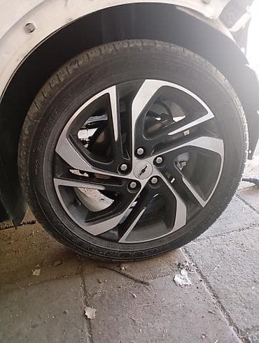 İşlənmiş Disk təkər Chevrolet 215 / 50 / R 17, 5 Boltlu — 1