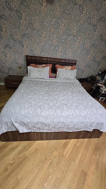 Двуспальная кровать, Шкаф — 2