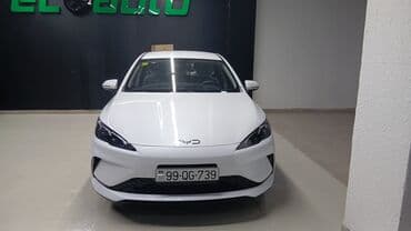 Скупка авто: BYD elektrik sedan - Kuzov: fastbek tipli 4 qapılı sedan, ağ rəng — 3