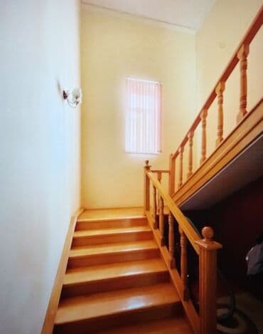 Ножи: 7 комнат, 440 м², Средний ремонт — 9