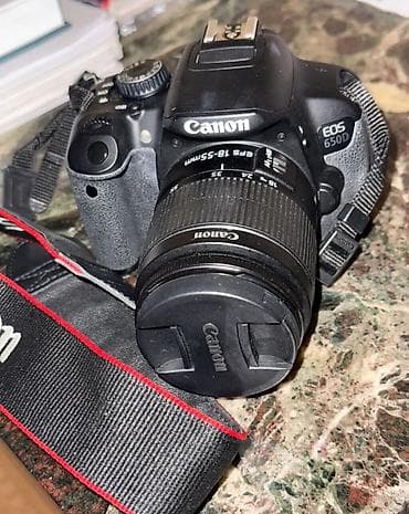 Canon EOS 650D DSLR fotoaparat + Canon EF-S 18-55mm lens - 18 MP