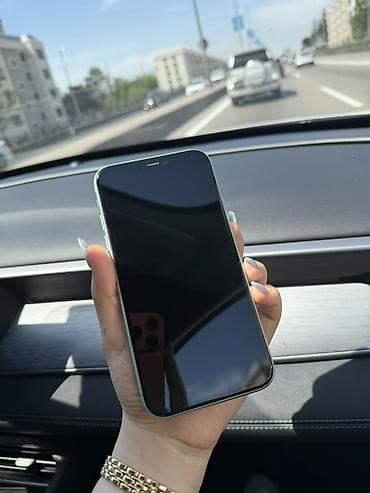 iphone 12 mini korpus: IPhone 11, 64 GB, Yaşıl, Face ID — 5