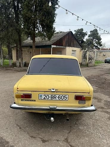 ucuz maşınar: Model: VAZ 2101 “Jiquli” Kuzov: sedan, 4 qapı Rəng: sarı Ön-arkalı — 7